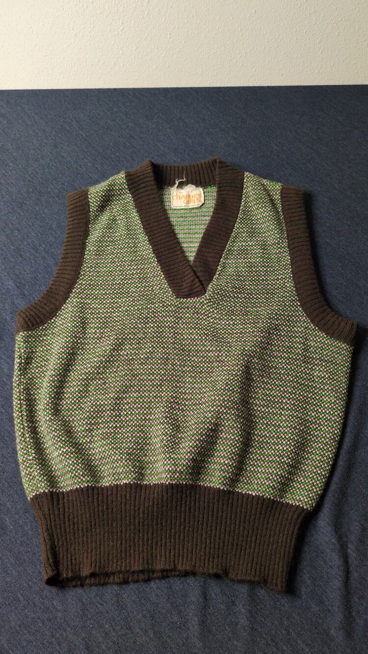 70s Charlies Girls Sweater Vest Erika Elias Green Brown XS Cropped Retro